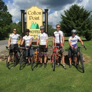 Colton Point Motel Wellsboro Buitenkant foto