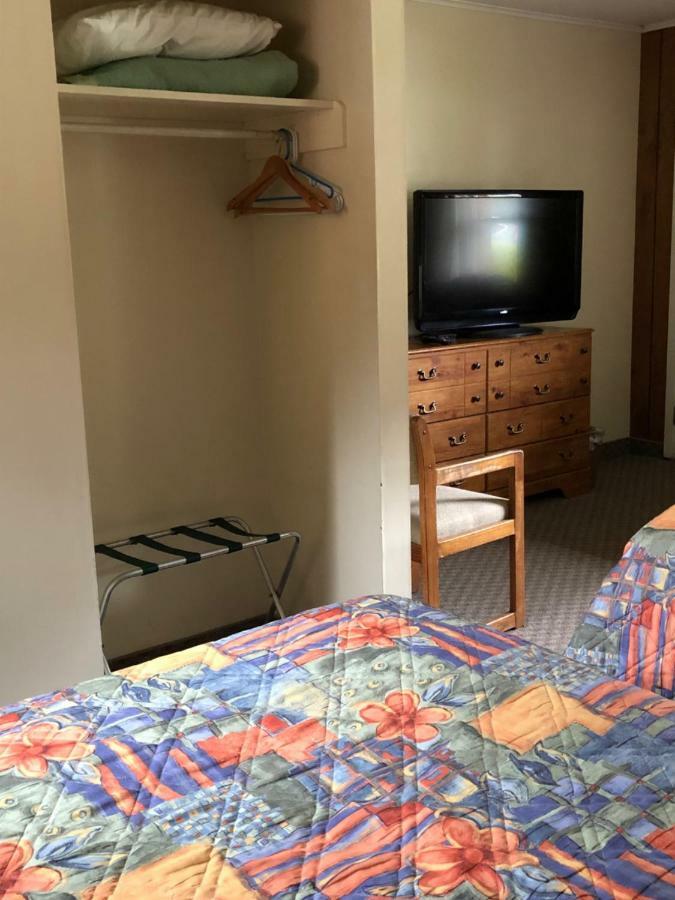 Colton Point Motel Wellsboro Buitenkant foto