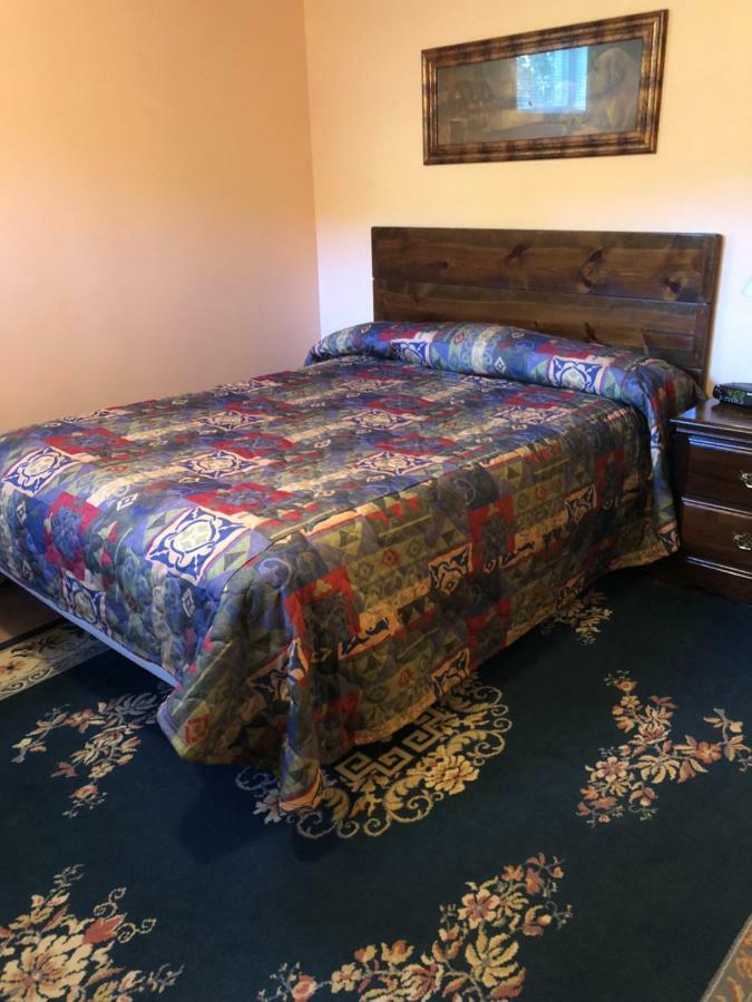 Colton Point Motel Wellsboro Buitenkant foto